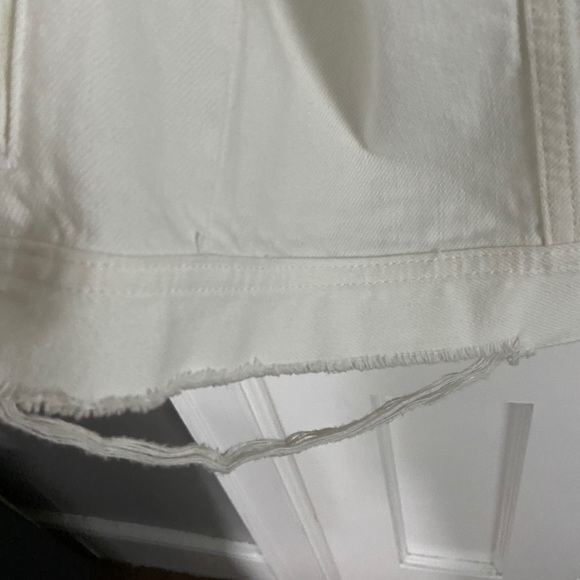 distressed white denim jacket - Picture 5 of 7